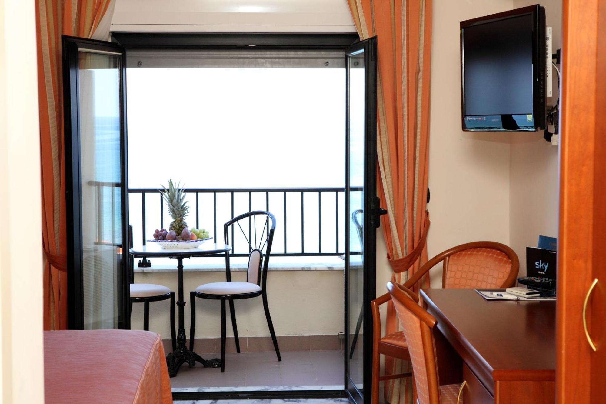 Hotel Za Maria Santo Stefano di Camastra Room photo