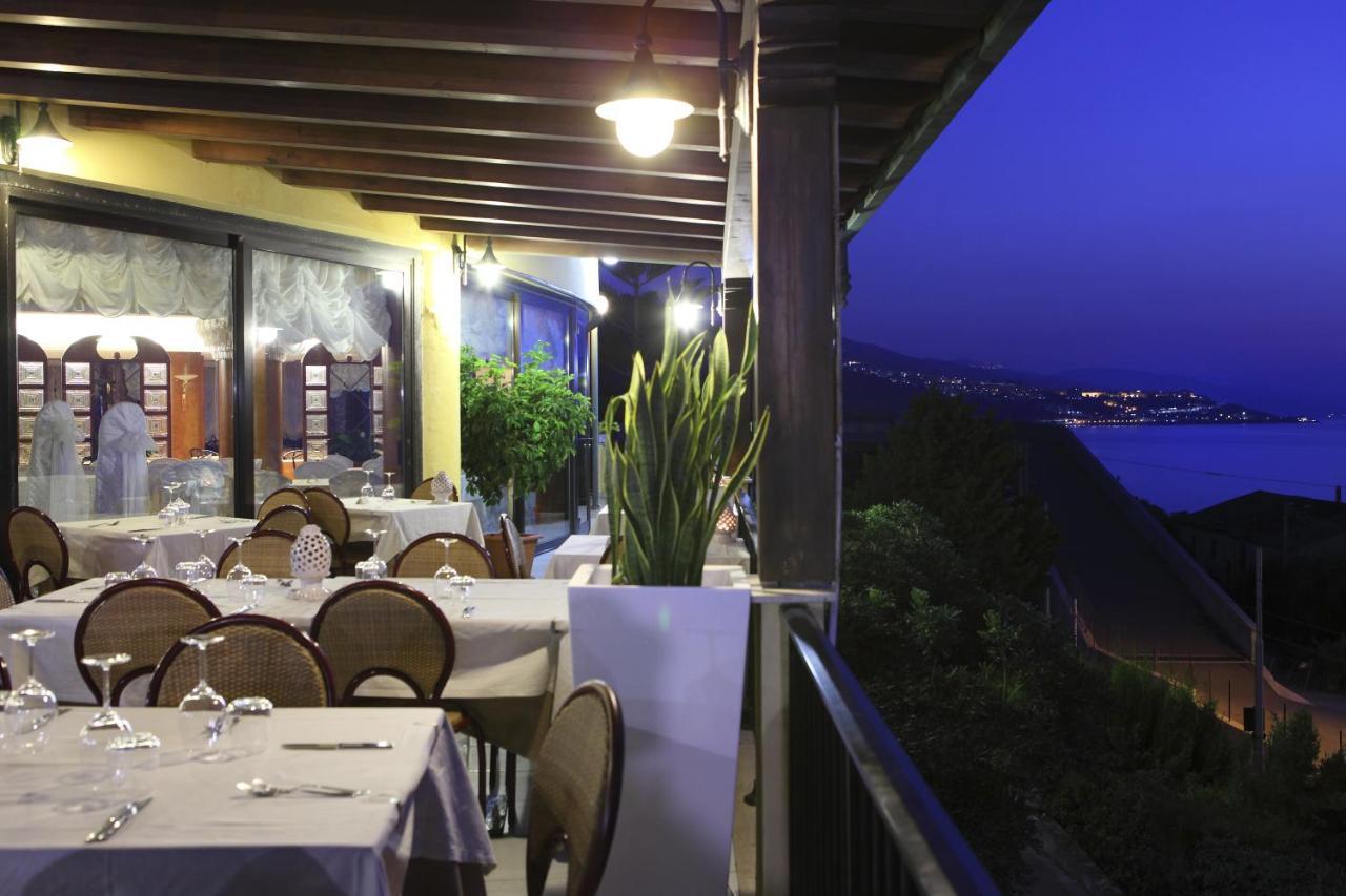 Hotel Za Maria Santo Stefano di Camastra Exterior photo